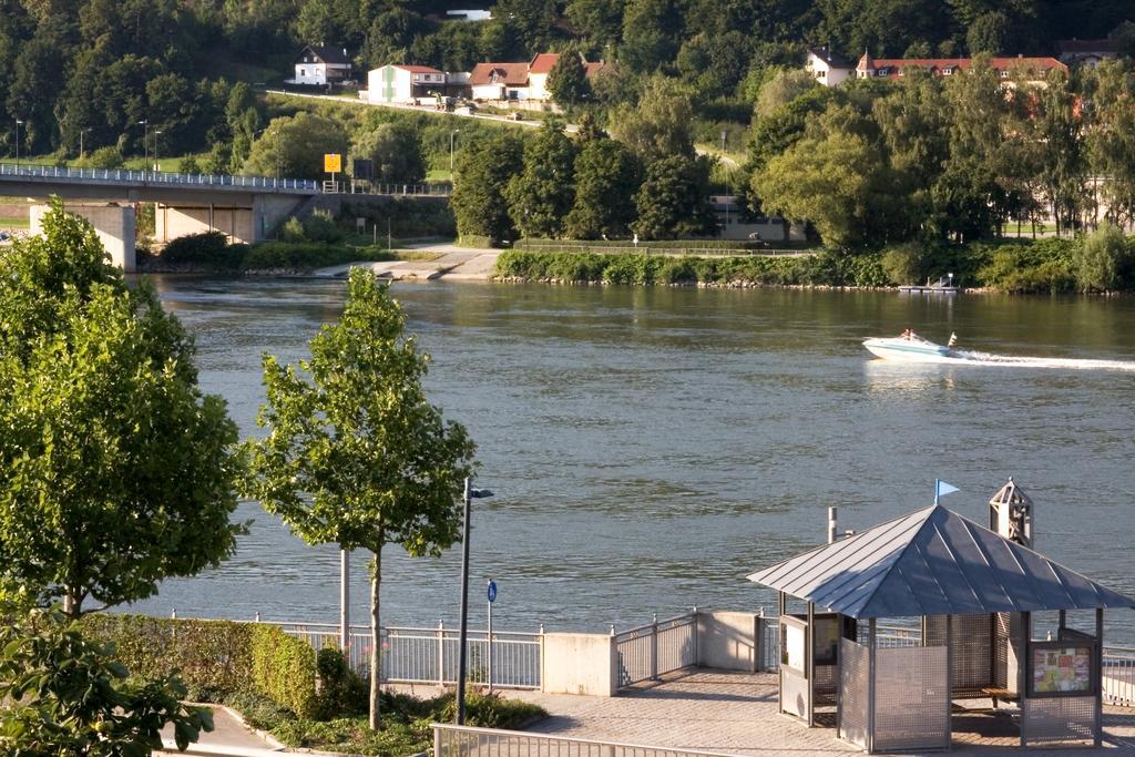 Wittelsbacher Zollhaus Hotel Vilshofen an der Donau Eksteriør billede