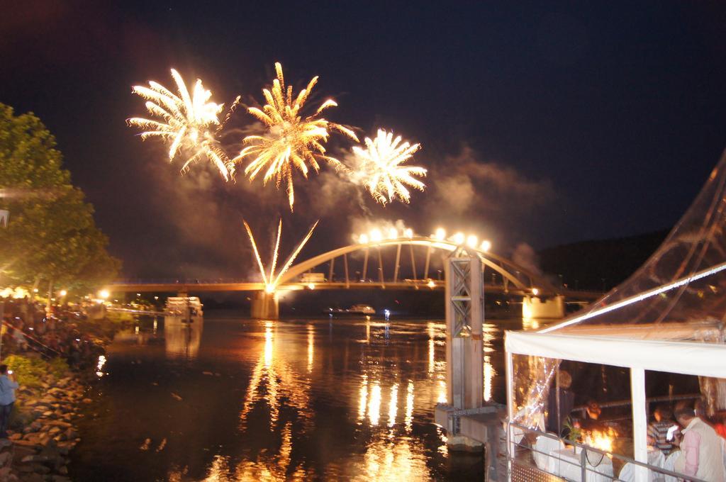 Wittelsbacher Zollhaus Hotel Vilshofen an der Donau Eksteriør billede